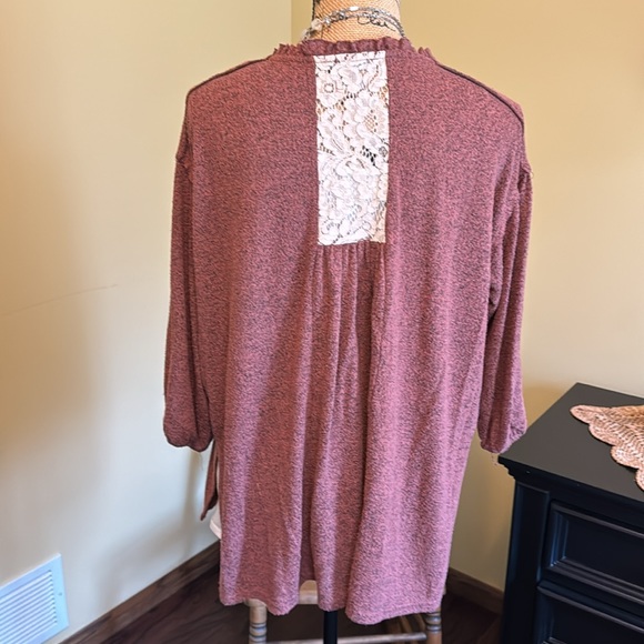 Women’s Miss Me top - Picture 3 of 5